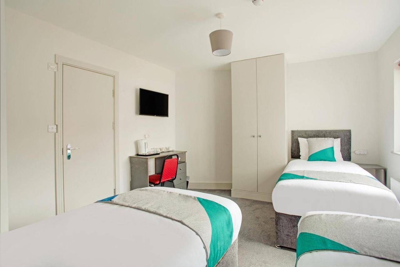 Civic Hotel Hounslow Exterior photo